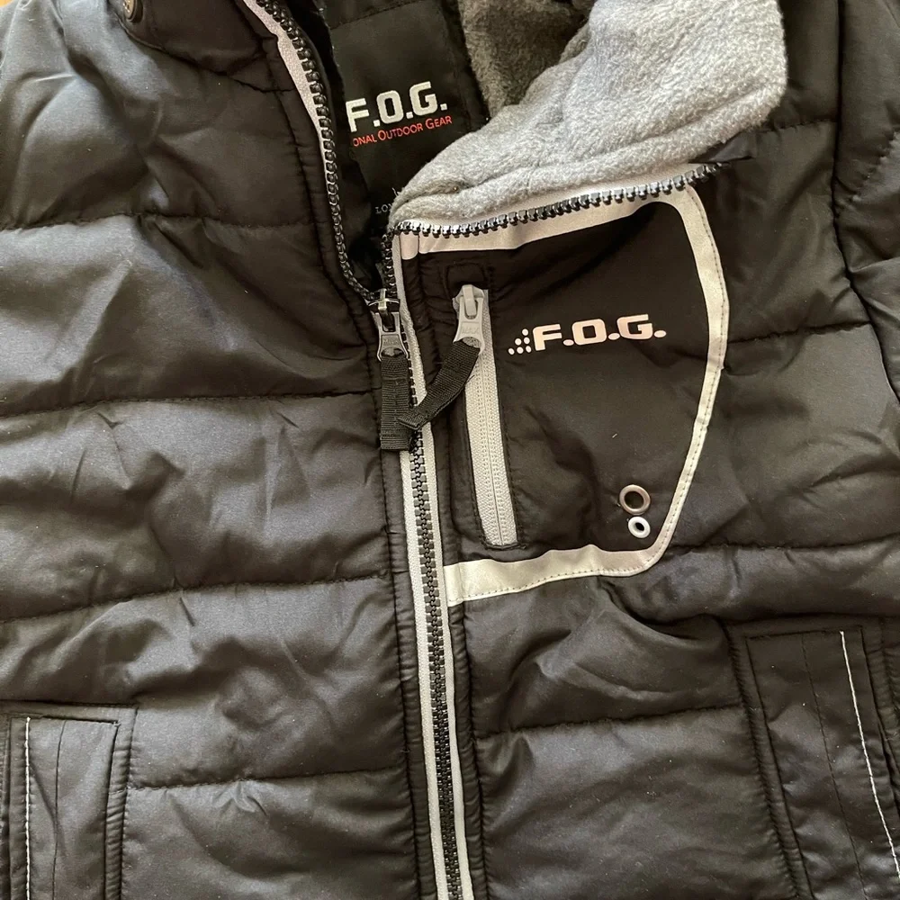 Coat - Picture 3 of 6